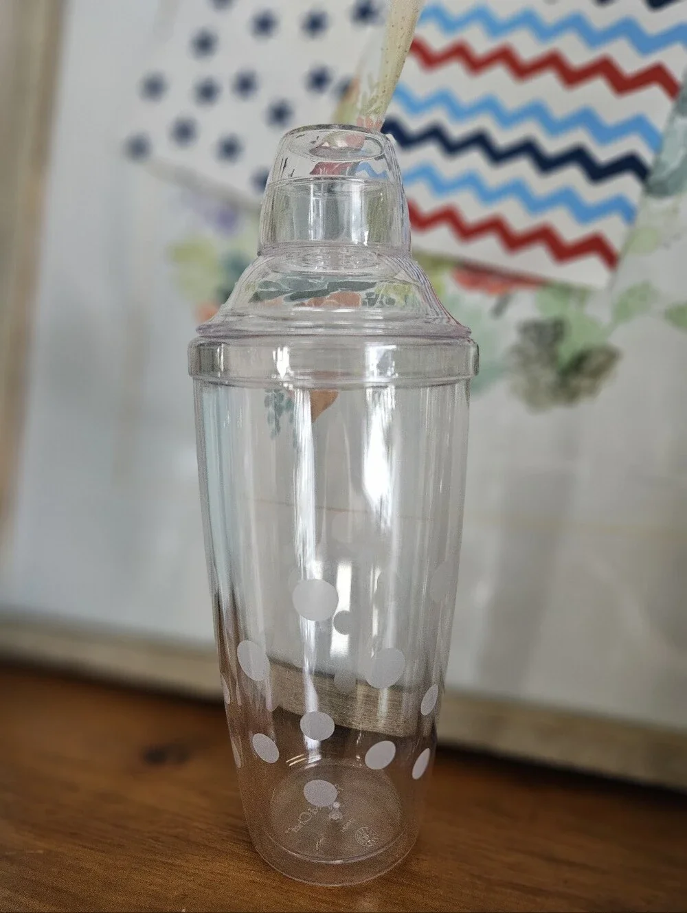Pampered Chef Clear Polka Dot Drink Shaker Mixer with Lid
